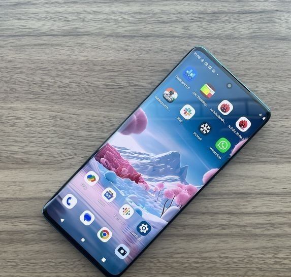 Motorola edge 40 neo 256GB 12RAM