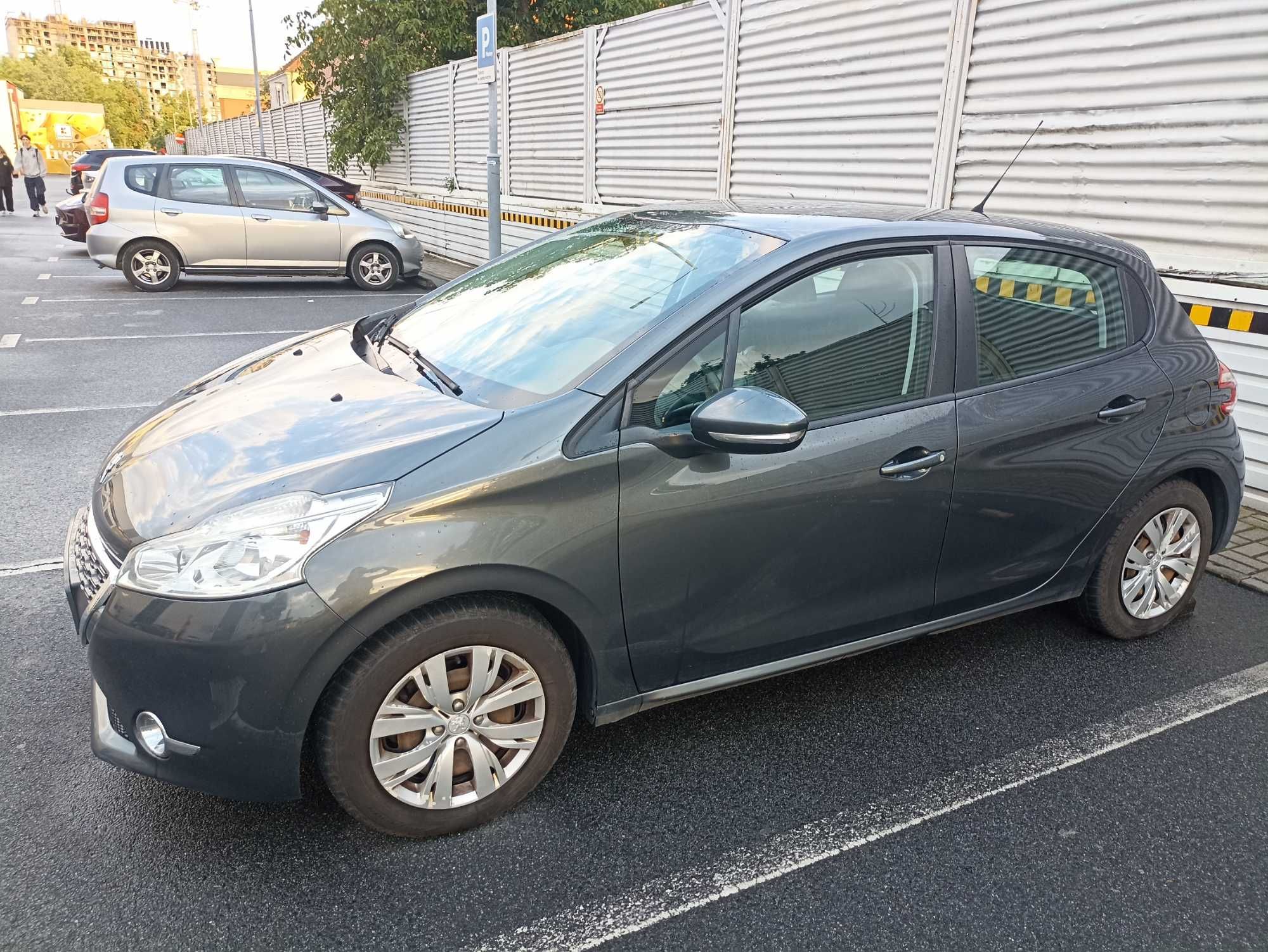 Peugeot 208 - 1.2 Benzyna - Wrocław - 2014 -OC + Przegląd