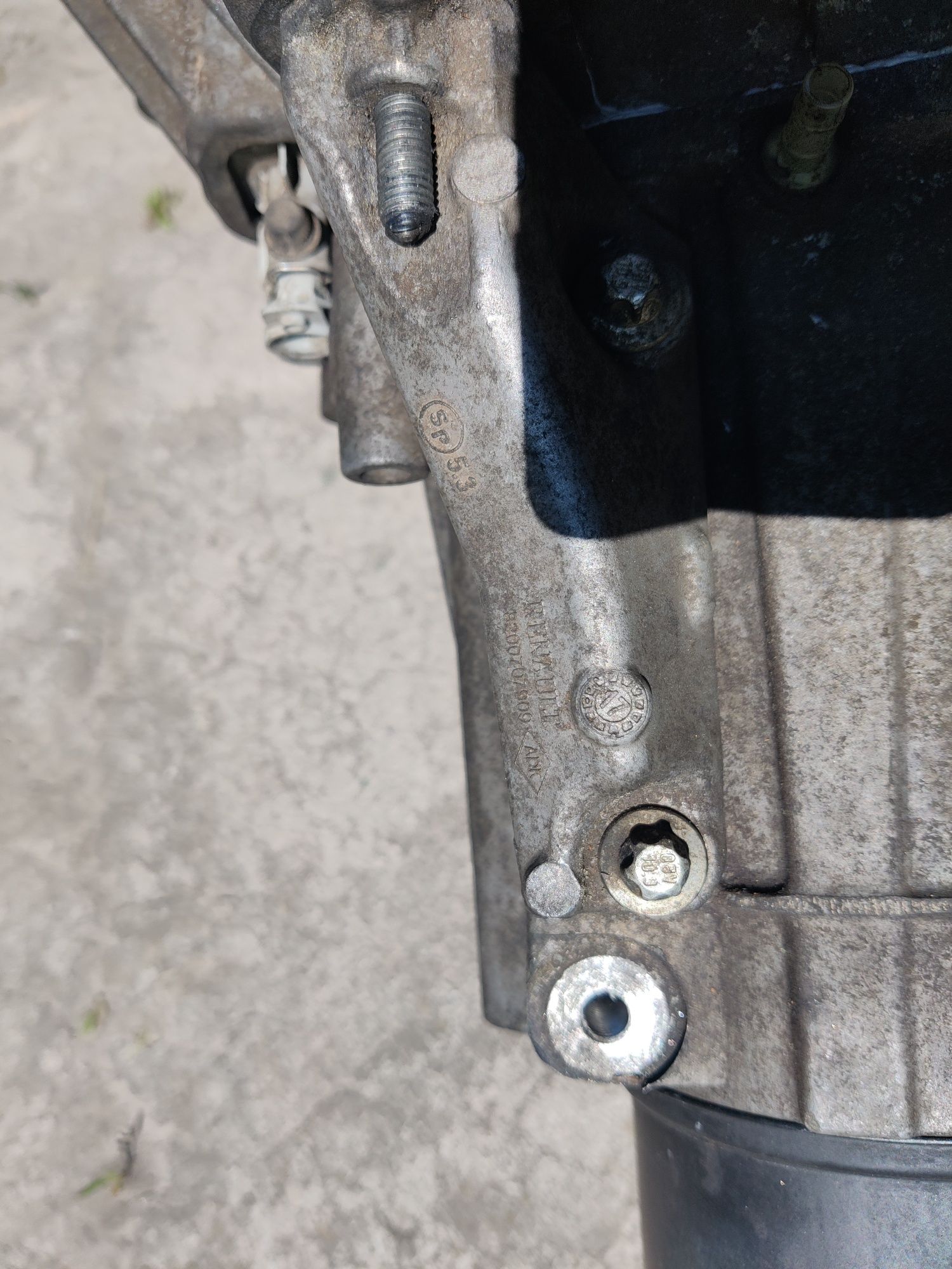 Коробка переключения передач renault clio КПП 321016454r