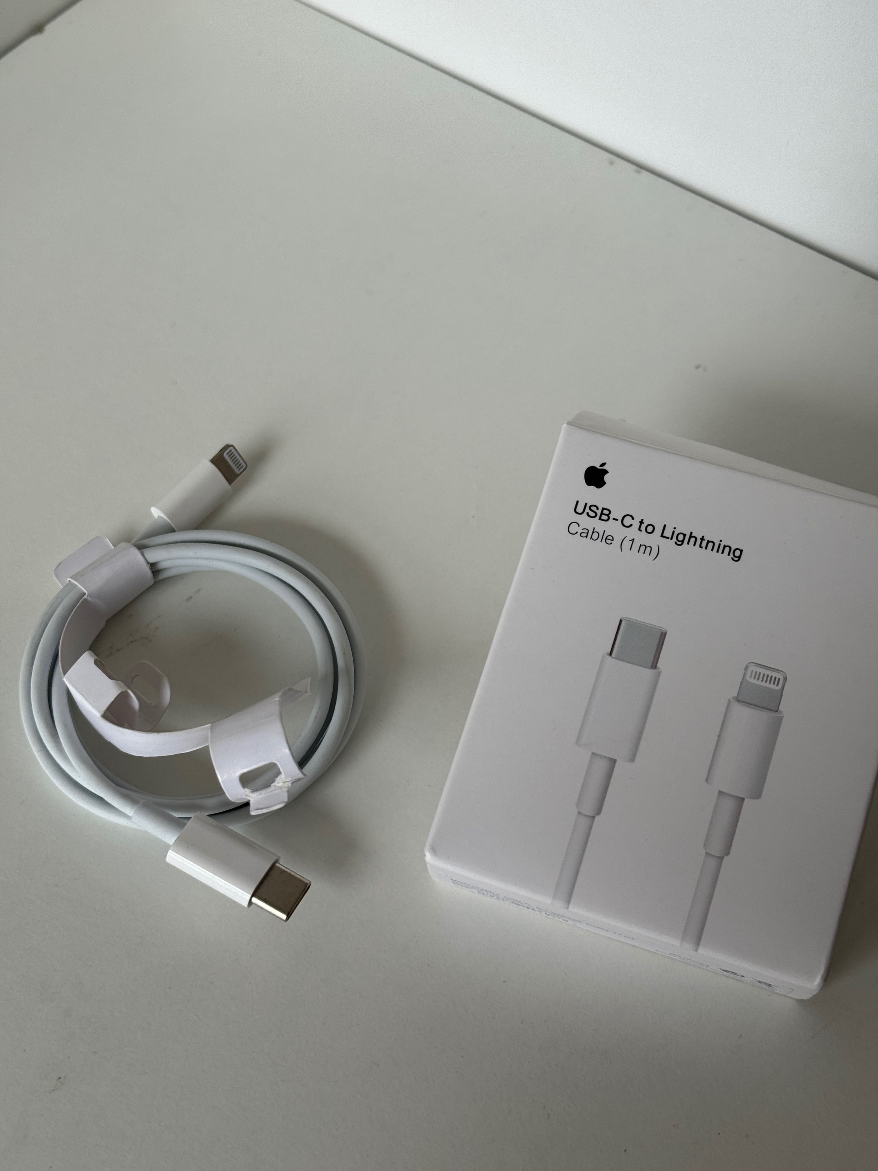 Кабель до IPhone для зарядки