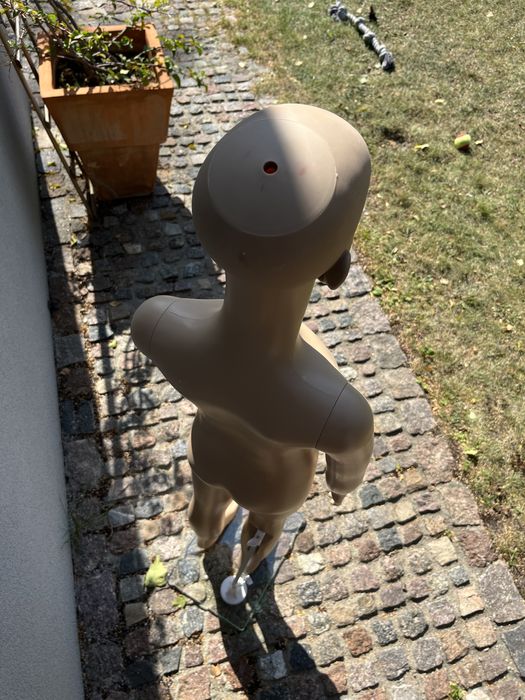 Manekin dziecięcy na szkle, stan idealny