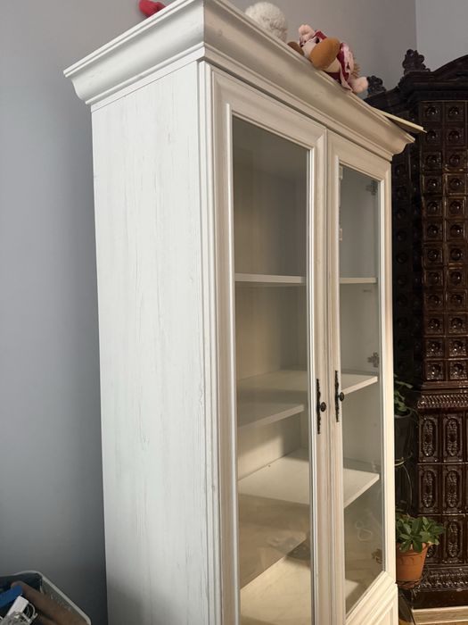 Сервант білий бу