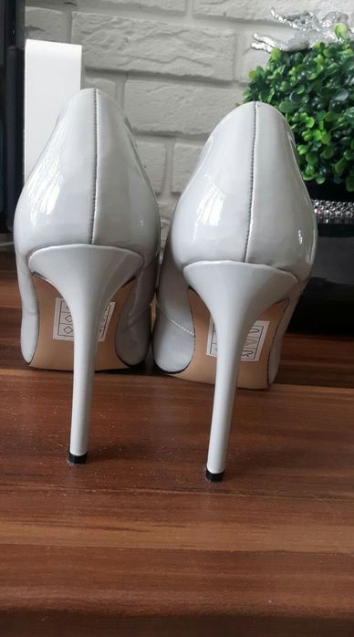 Czółenka, szpilki Nowe r39