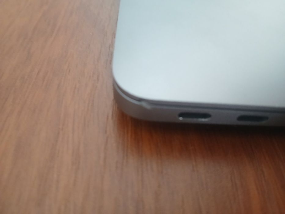 Macbook air m1 8/256