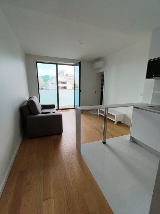 Apartamento T1 Novo – Gaia Centro | El Corte Inglés | Metro a 250m