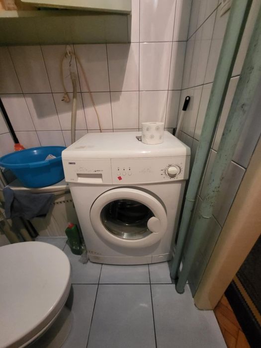 Pralka lodówka łóżko