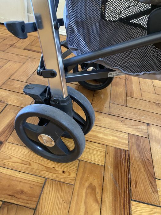 Carrinho para bebe Marca Chicco