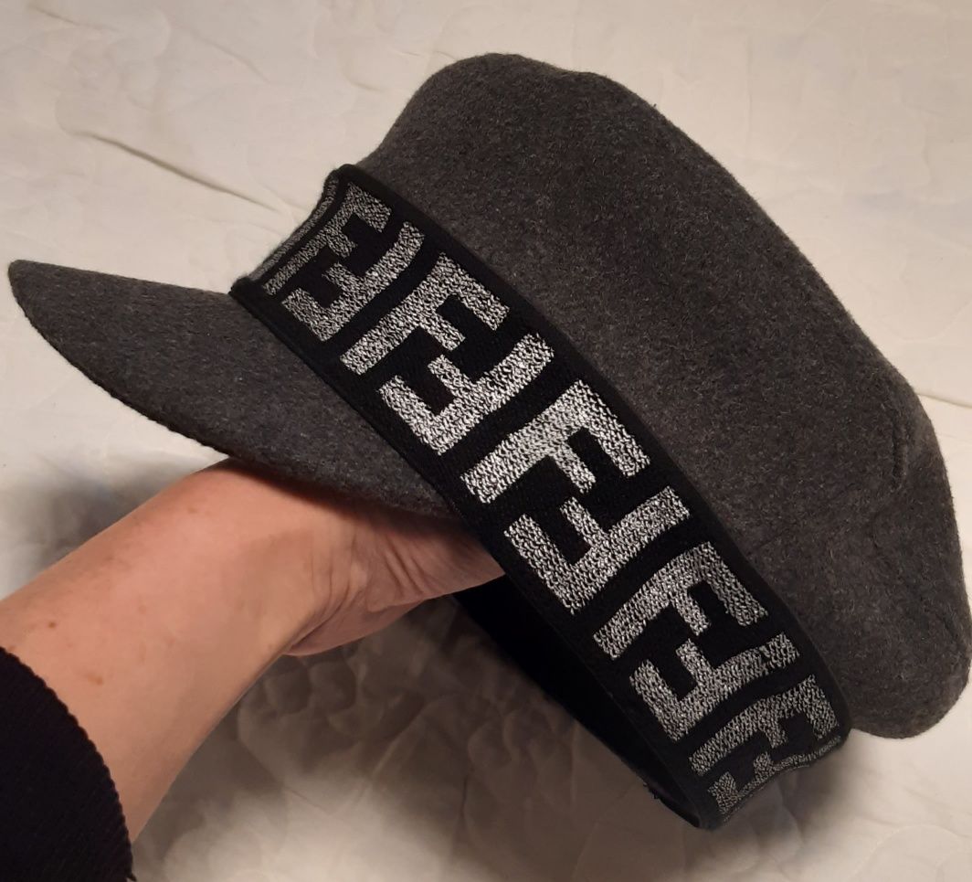 Кепи     женская