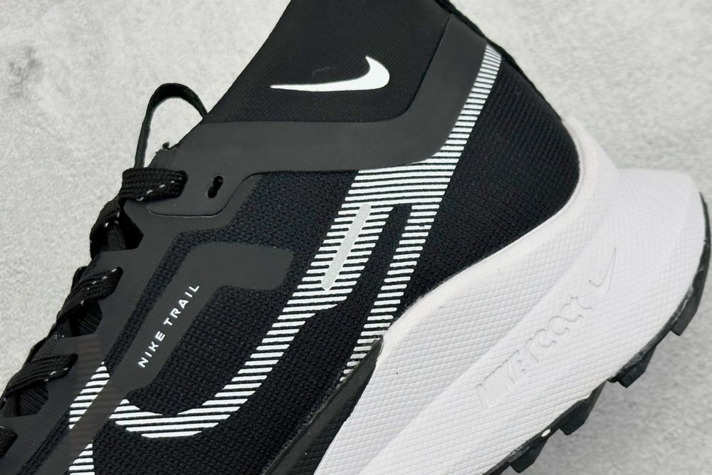Кросівки Nike React Pegasus Trail 4, розмір 39