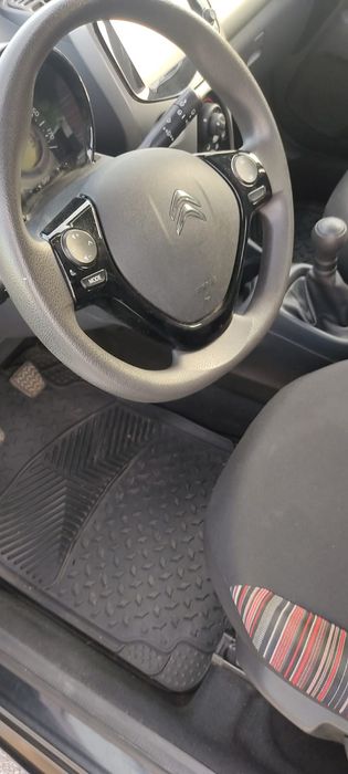 Citroën C1 preto metalizado