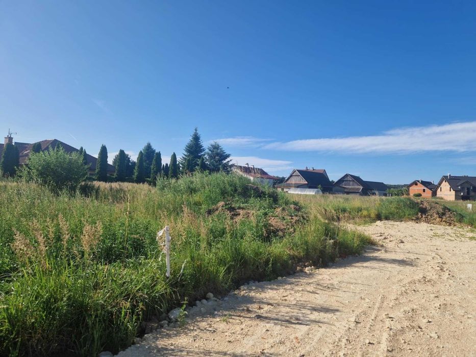 Działka budowlana 9 ar Węgrzce Wielkie