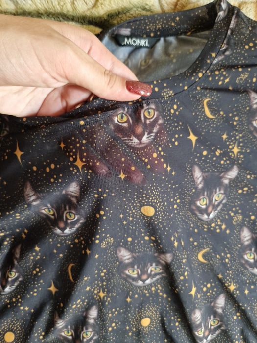 Стильна кофтинка