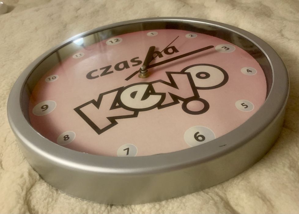 Zegar ścienny ,firmowy Totalizatora Sportowego - niepowtarzalny