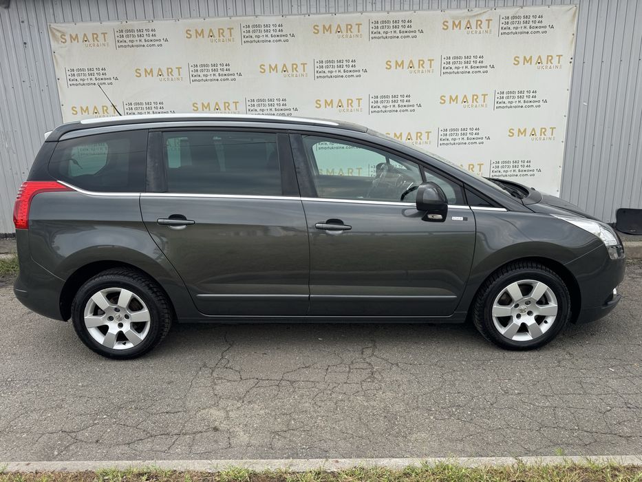 Peugeot 5008 1.6 tph з Швейцарії