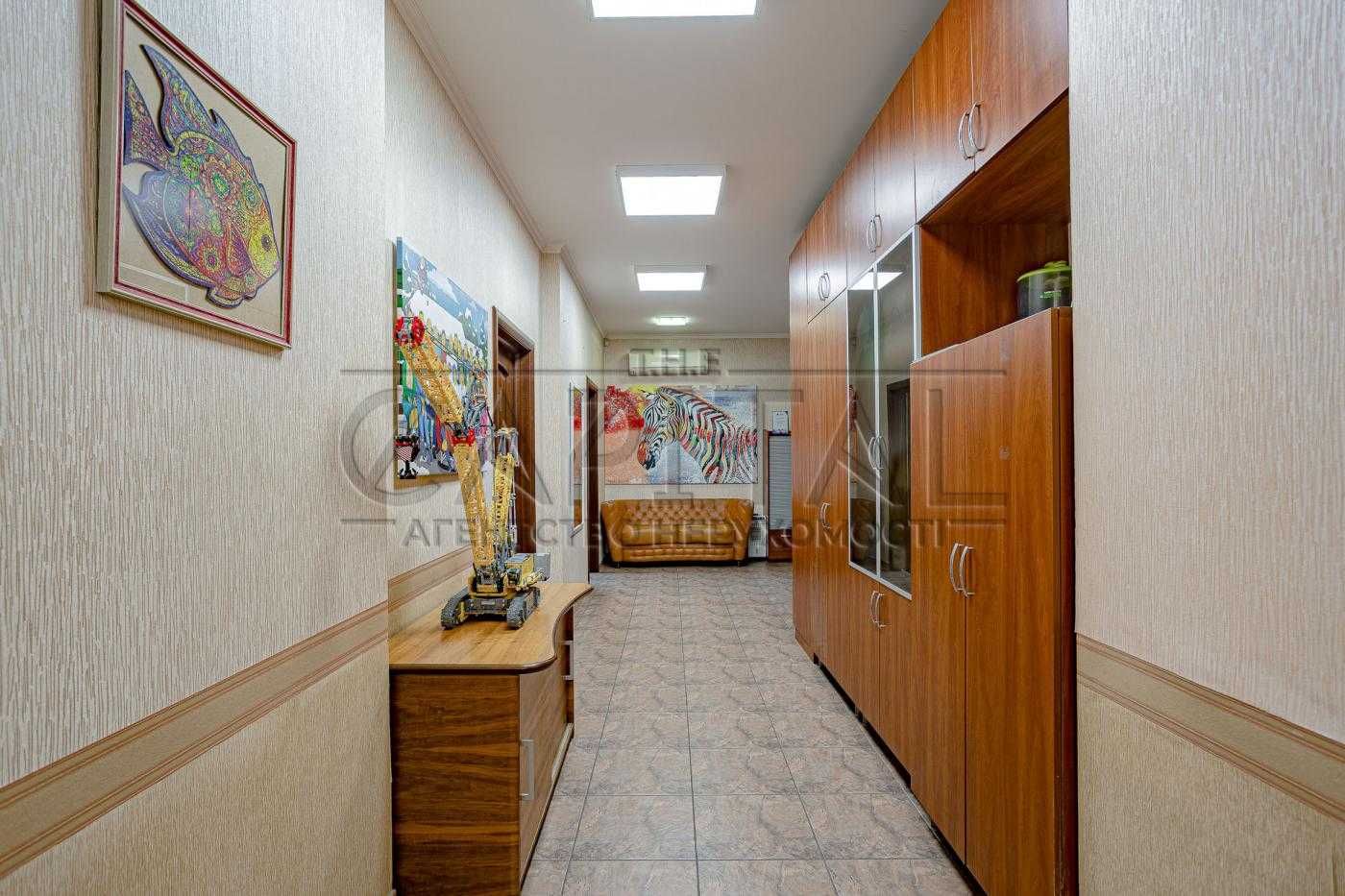 Продаж квартири під офіс 140м2 у ЖК «Митець» на Печерську