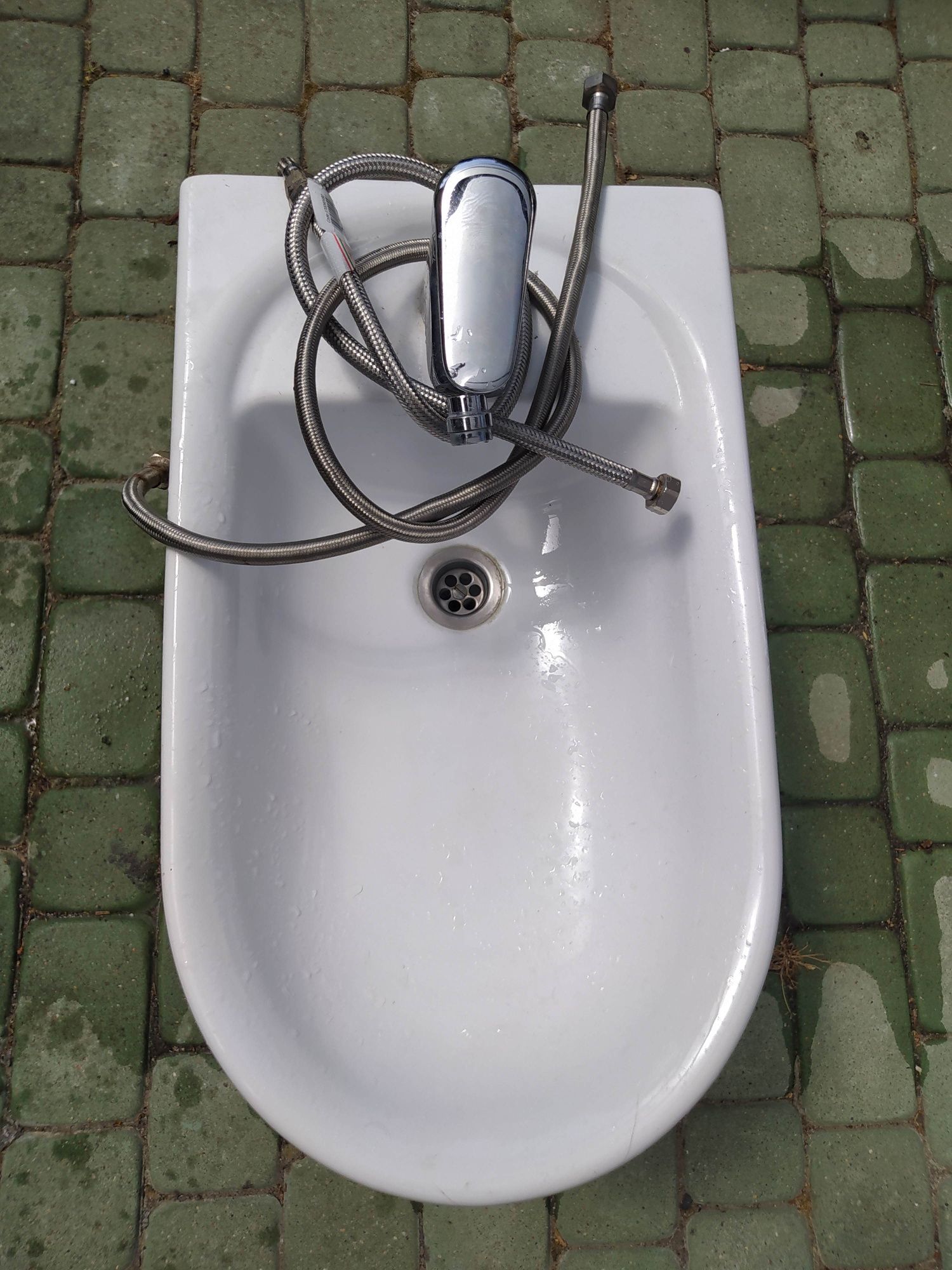 Bidet Cersanit sprawny + węże