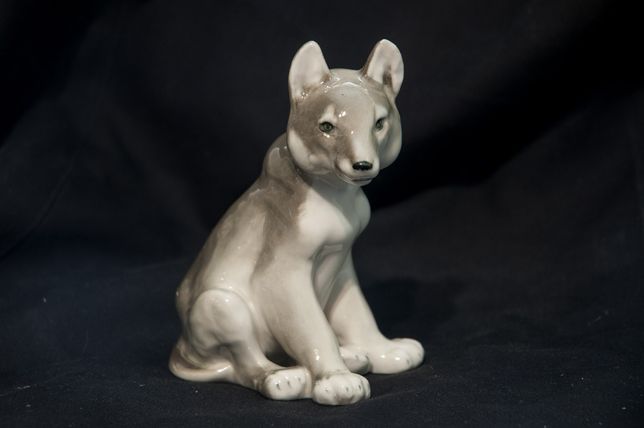Волчонок фарфоровый волк щенок фарфор ЛФЗ статуэтка