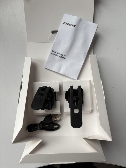 Zestaw lampek rowerowych Trek Ion 100 R + Flare R City