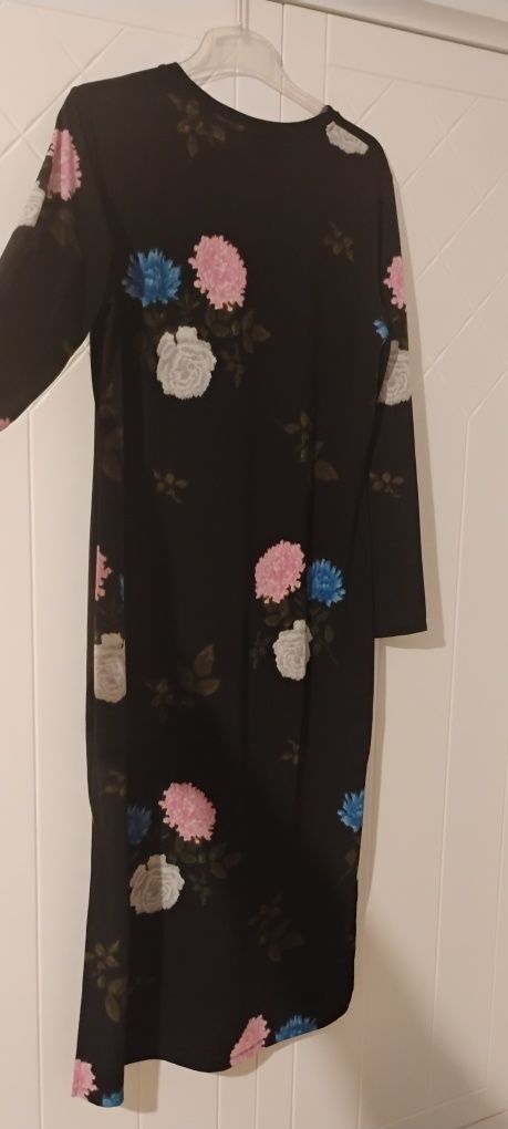 Śliczna sukienka H&M 42/44