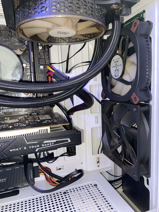 Vendo pc gaming com periféricos