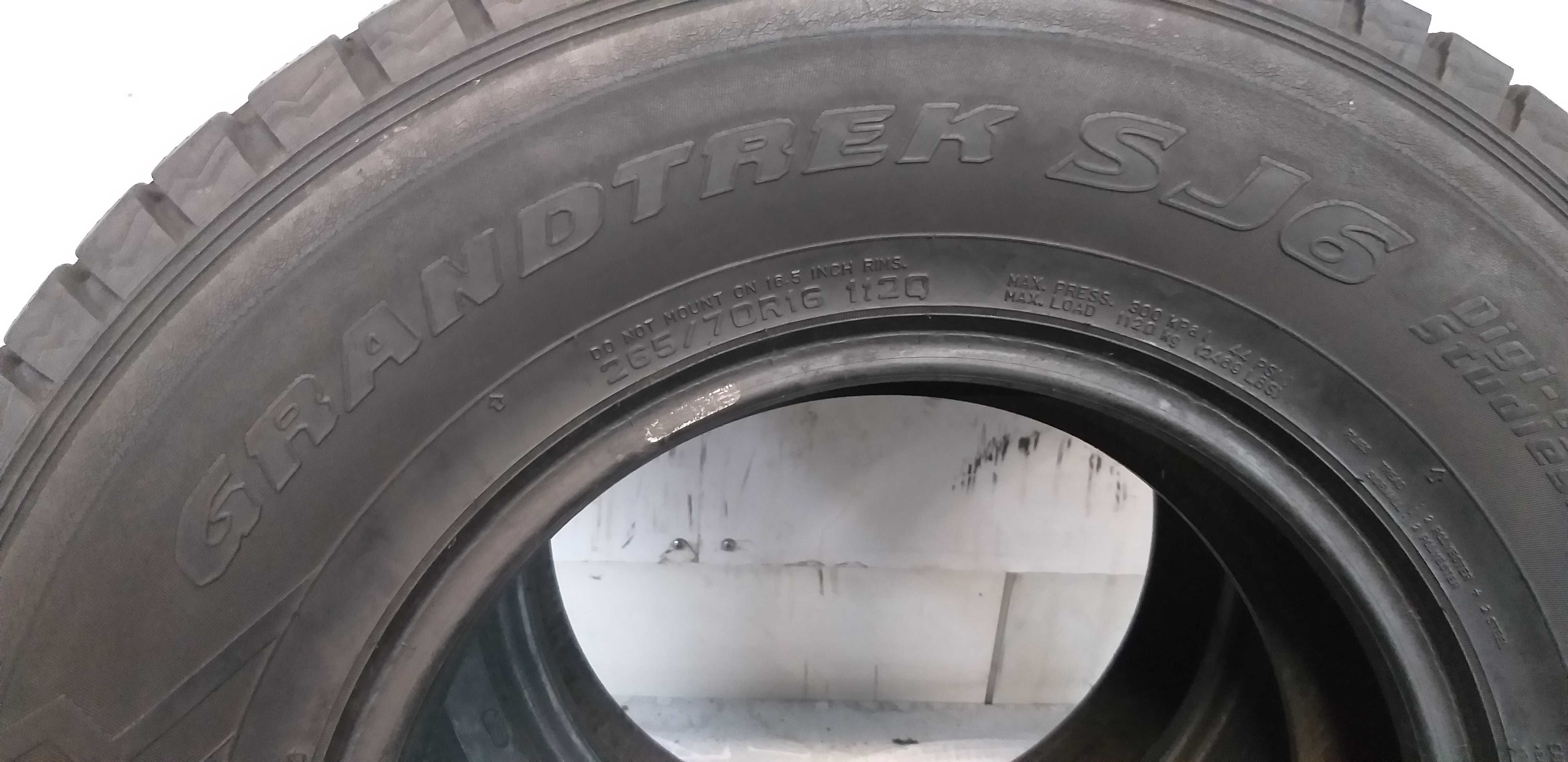P530380M Para 265/70R16 112Q Dunlop SJ6 GrandTrek dot.2207