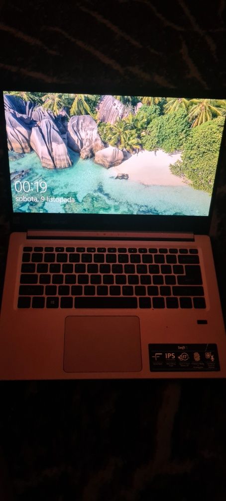 Acer Swift 1 / Pentium Silver N5000 / Mocny / IPS / Edycja limitowana