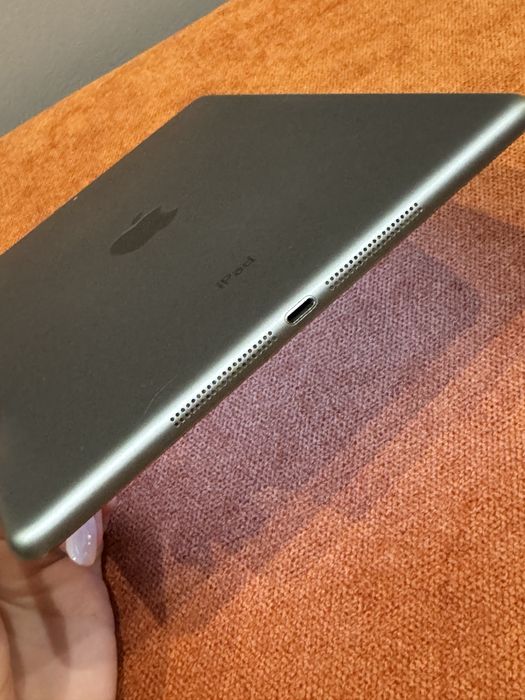 Планшет Apple Ipad air 2 ( 64 gb)