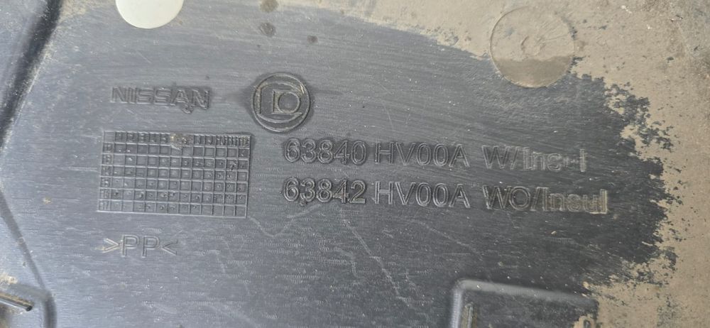 Nadkole przednie prawe Nissan Qashqai J11 prawy przód