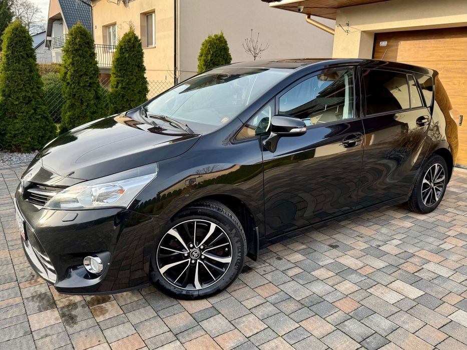 Toyota Verso 1.8 147KM 7 osobowy Pierwszy właściciel Bezwypadkowy Serwis ASO