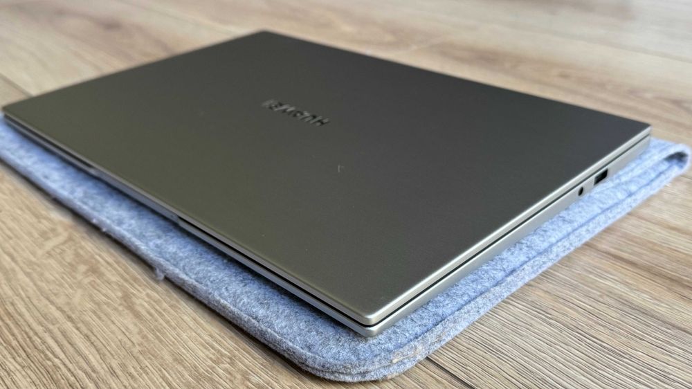 Notebook Huawei MateBook D14 Nbl-WAQ9R Ryzen5/8 GB/256 GB SSD