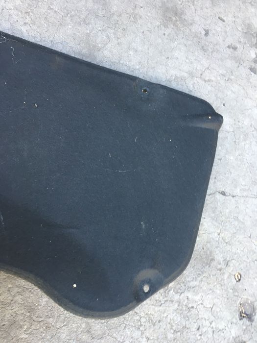 Wygłuszenie maski Toyota Auris II