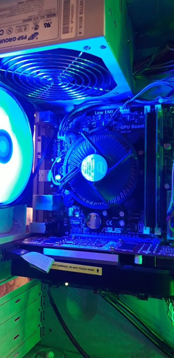 Intel core i3 2120. Asus P8H61-M LX3 R2.0. 16Gb RAM.