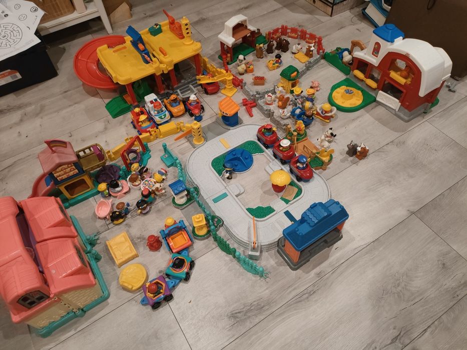 Zestaw Fisher Price Little People