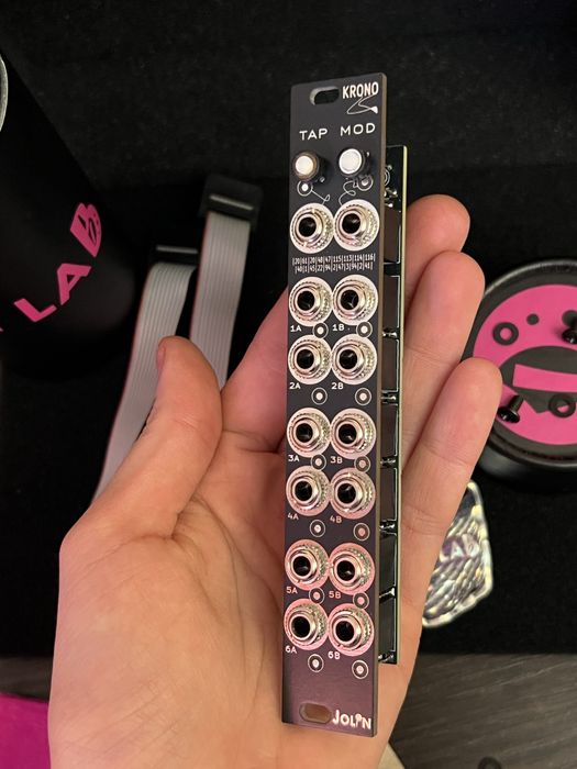 KRONO Jolin - multi-modal programmable clock generator