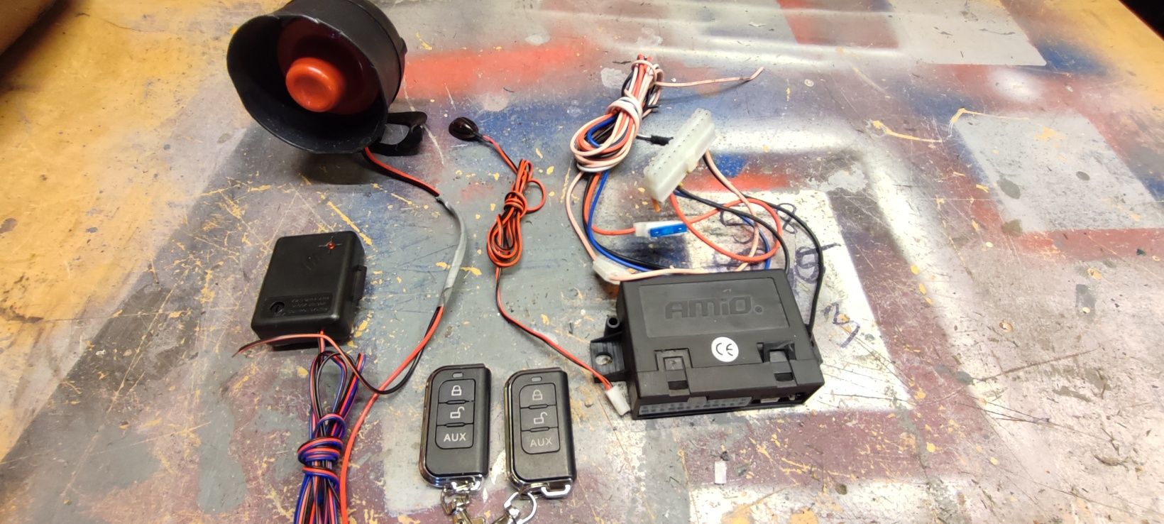 Auto alarm samochodowy