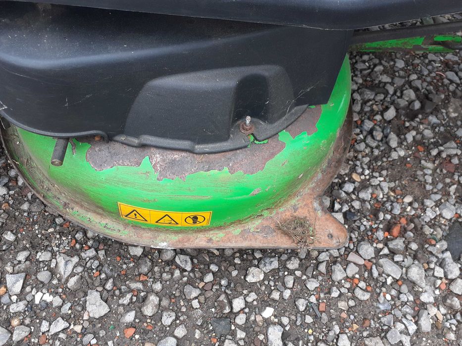 Traktorek Ogrodowy kosiarka Viking T5 Briggs & Stratton 15,5KM Hydro