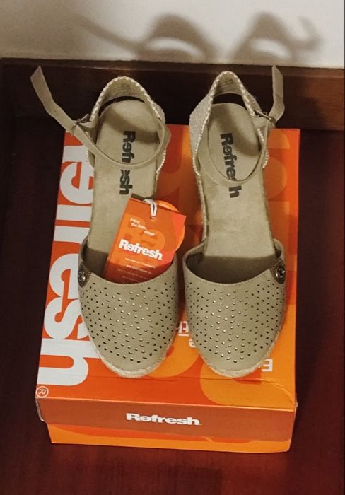 Sapatos vários - Novos - 36