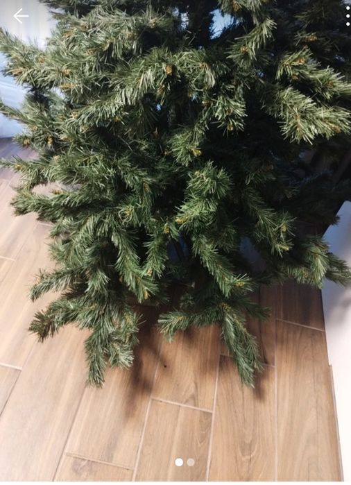 Choinka duża i gęsta ze stojakiem