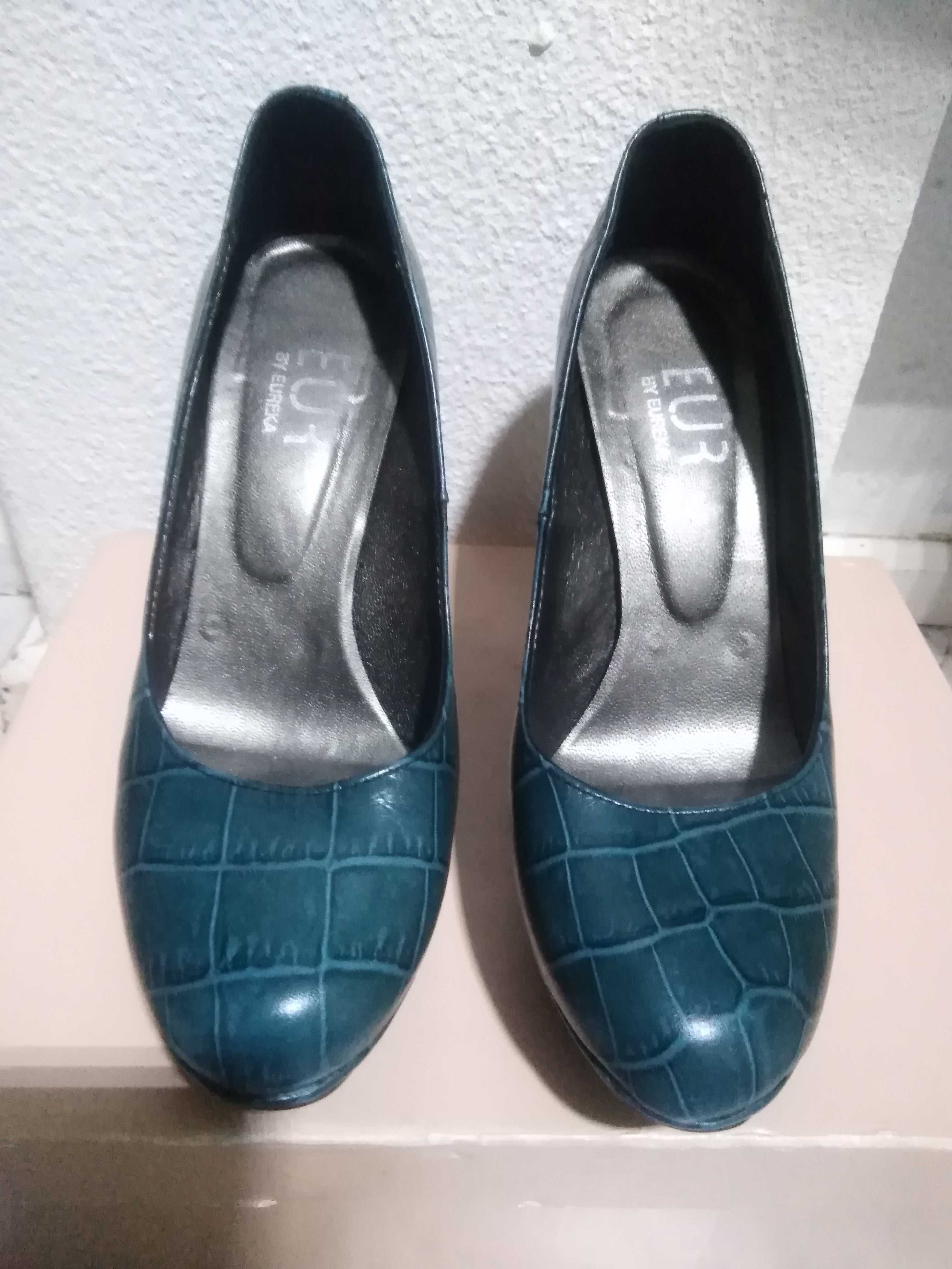 Sapatos Eureka Nº37