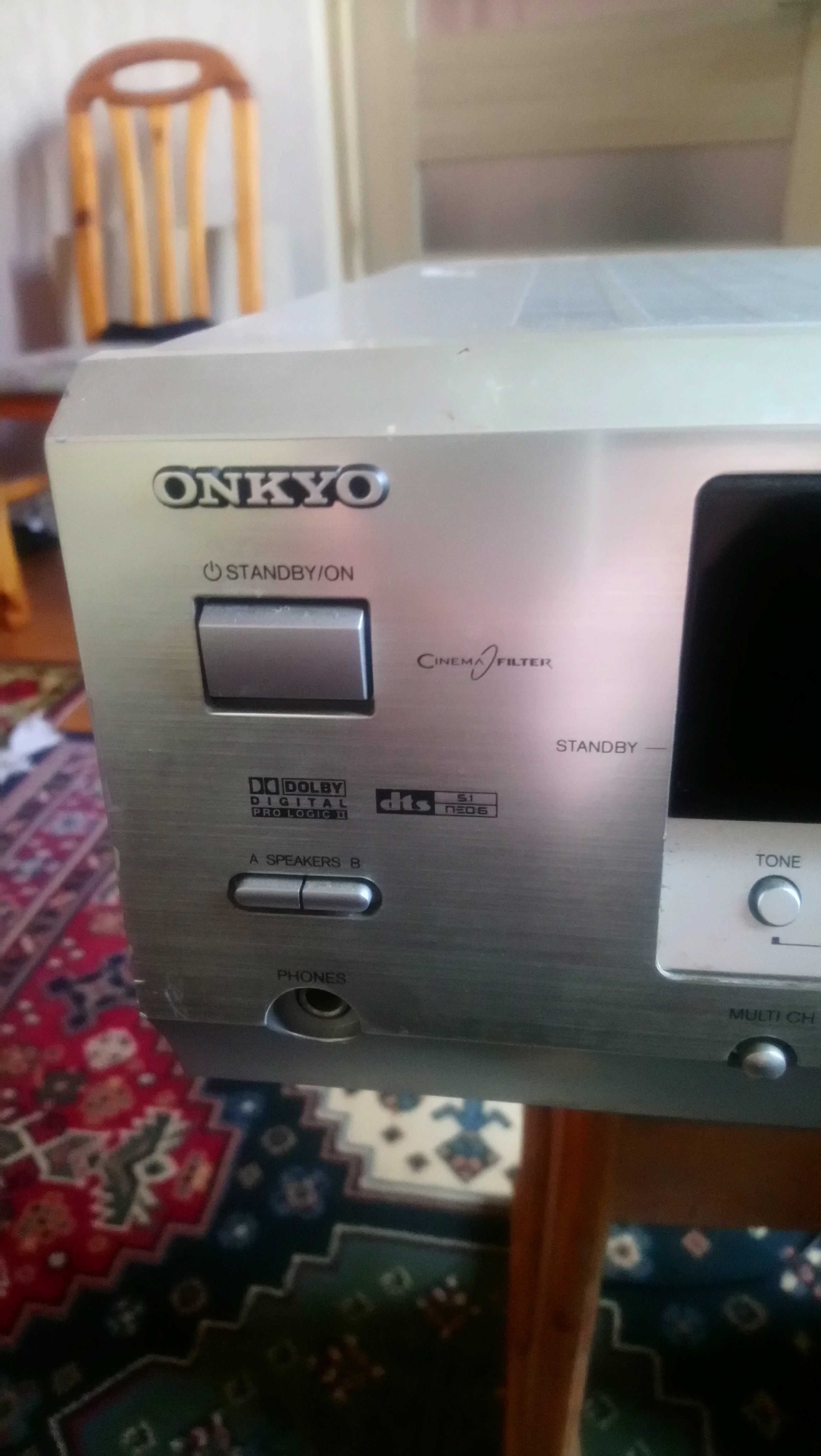 Ресивер ONKYO TX-SR304E