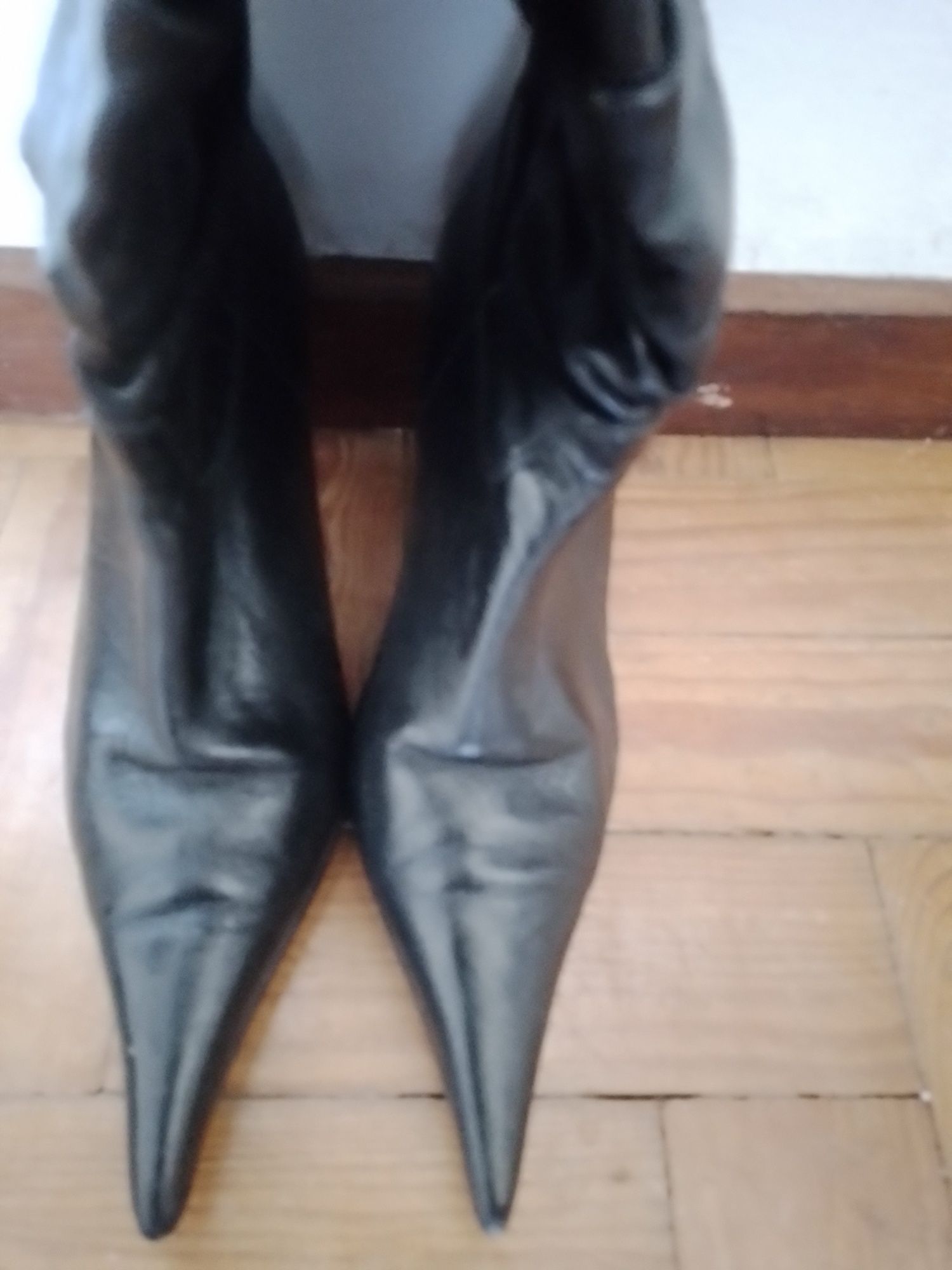 Vendo botas pretas