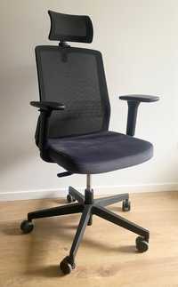 Fotel biurowy z oparciem Grospol krzesło do biurka na kółkach