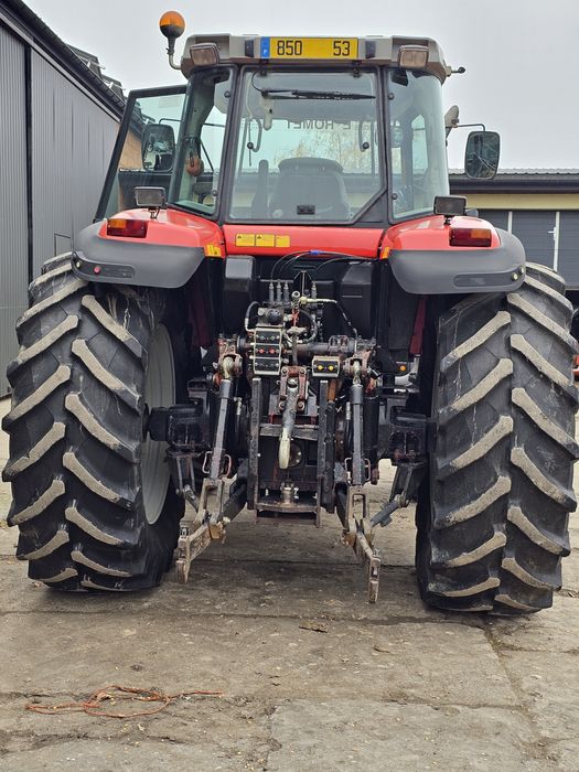 Massey Ferguson 8250 Dynashift 200KM Opony 70% Ares 8150.6490.mx170