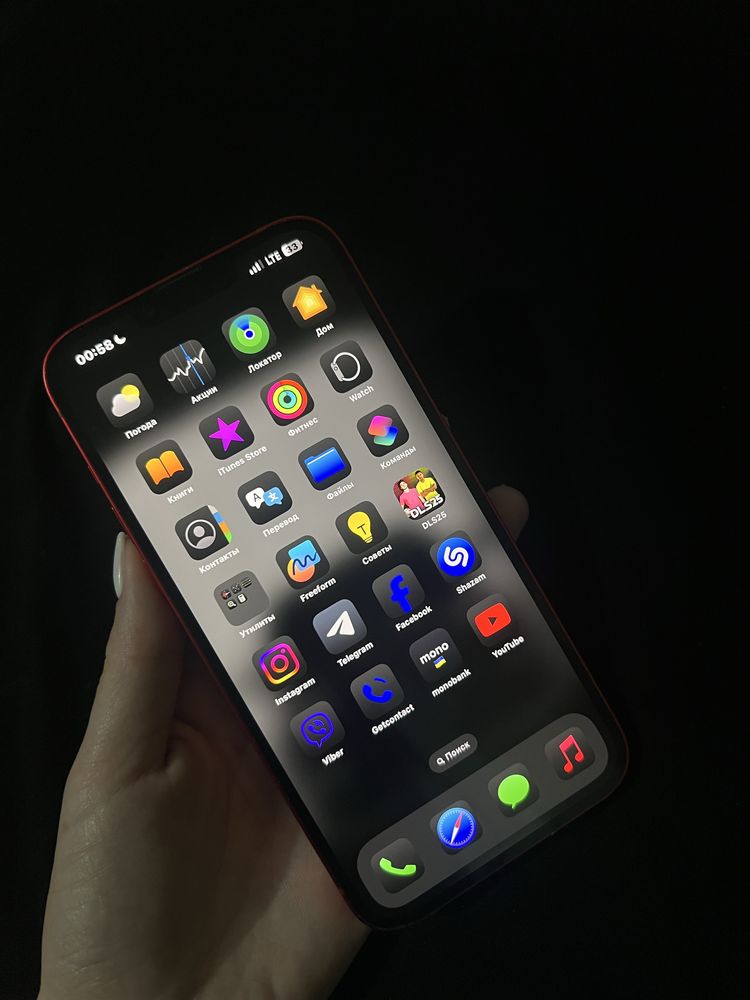 iPhone 14 plus , red,128 gb,neverlock, e-sim