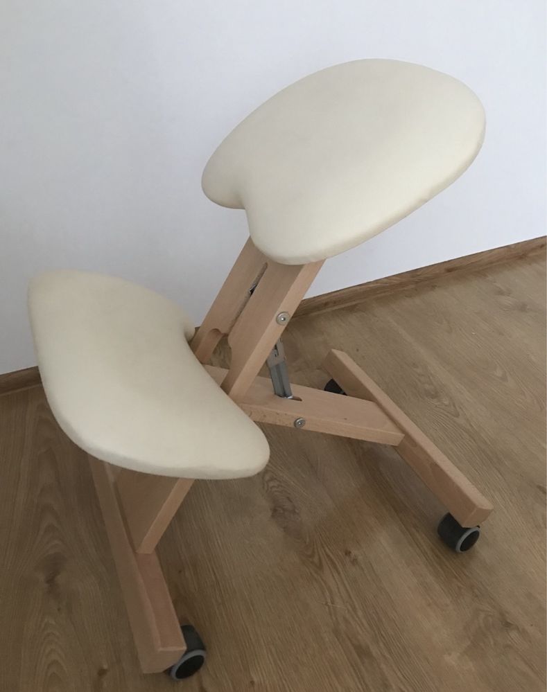 Ergonomiczny klękosiad, klęcznik odciążający kręgosłup