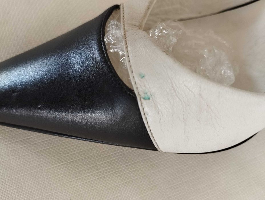 Sapatos de salto haity