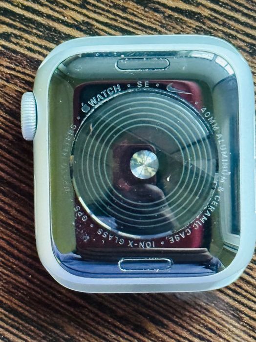 Часы Apple Watch SE 40 mm