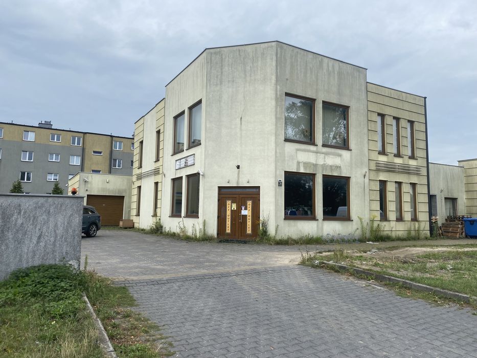 Wynajem wykończonego biura obok Żabka ,Market i nowo budowany aquapark