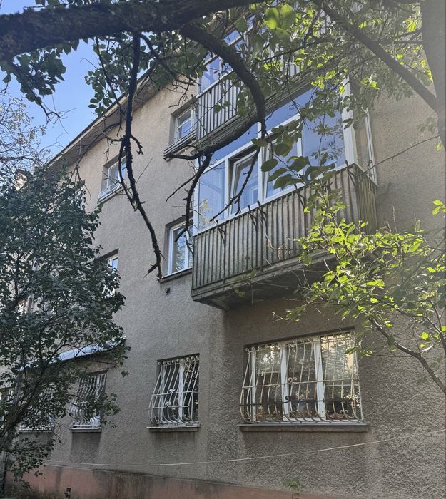 Продаж просторої 3-х кім.квартири без ремонту