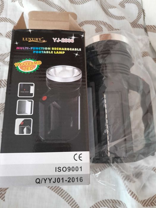 Новий фонарь светильник прожектор